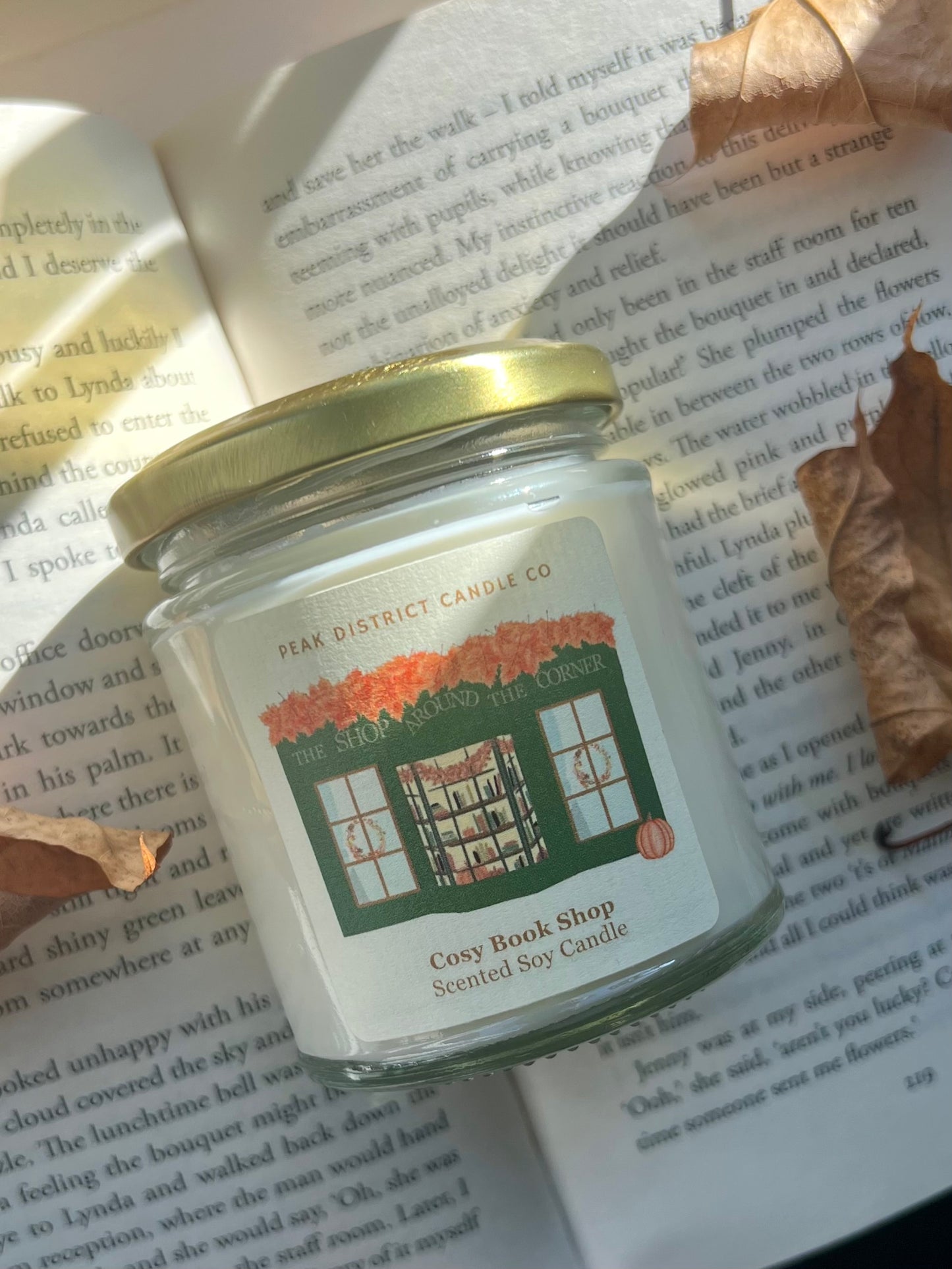 Shop Around the Corner Candle