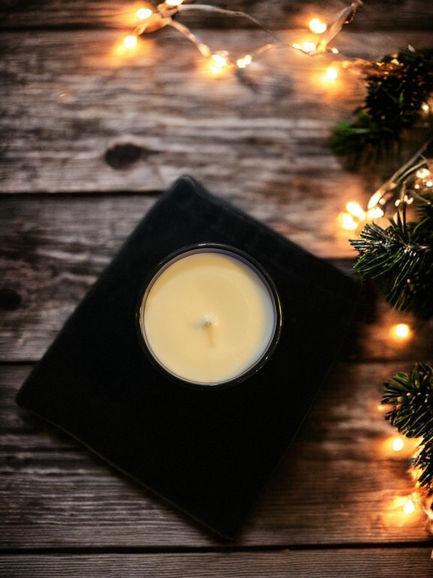 Sleigh Ride Festive Fig & Snowberry Candle