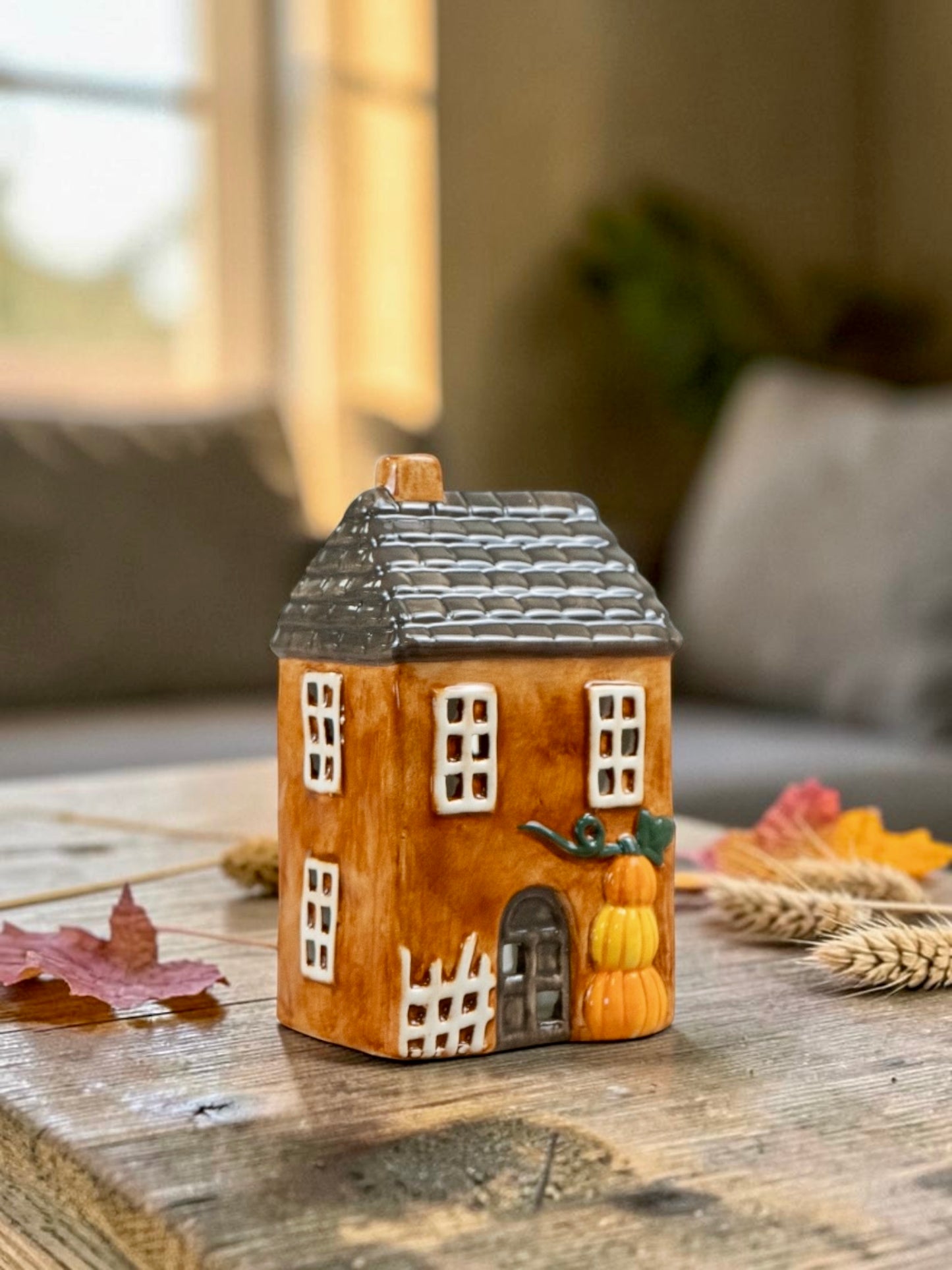 Pumpkin Cottage Tea Light Holder